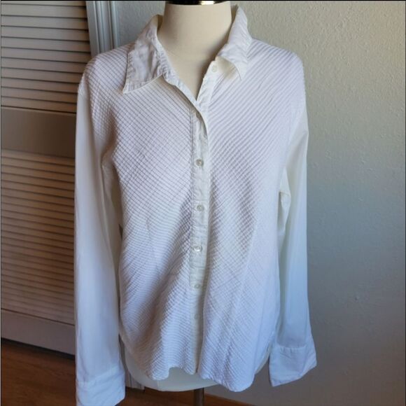 NWOT Hannah Textured White Button Down Shirt - Picture 1 of 7